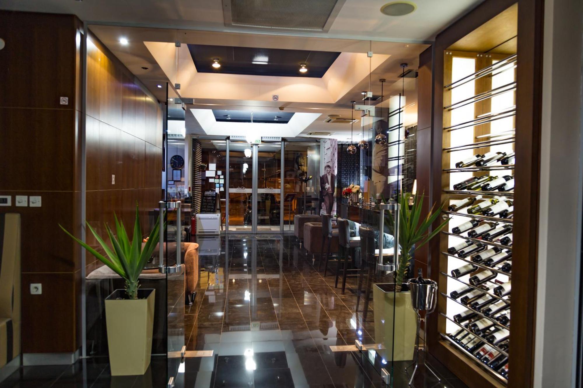 Hotel Dolce International Szkopje Kültér fotó
