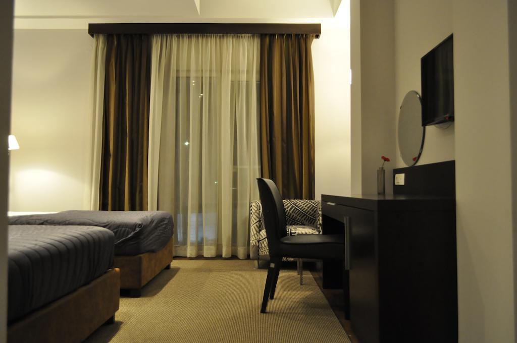 Hotel Dolce International Szkopje Kültér fotó