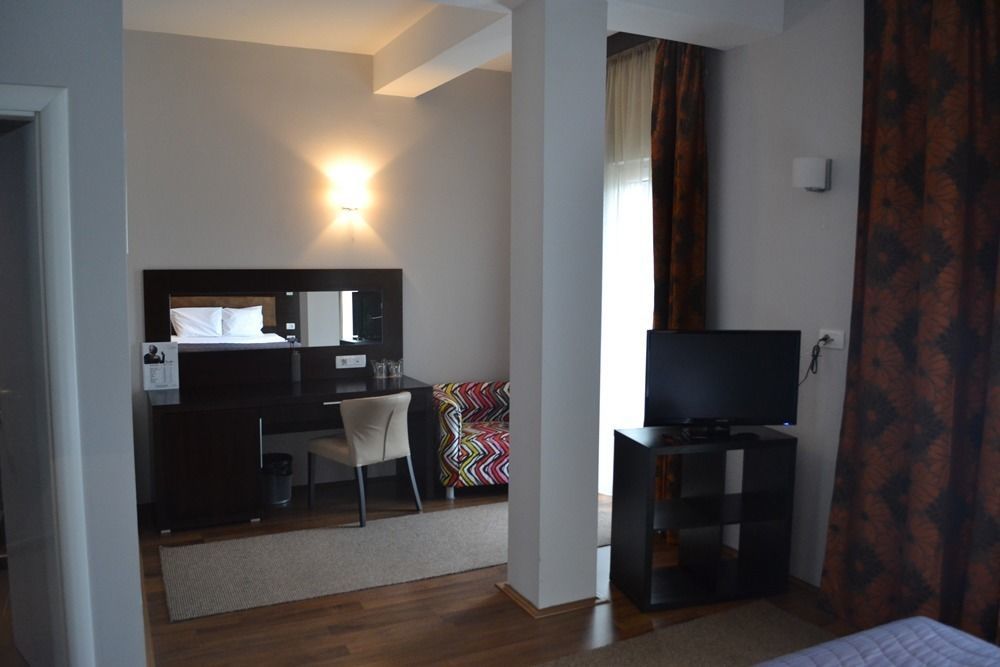 Hotel Dolce International Szkopje Kültér fotó
